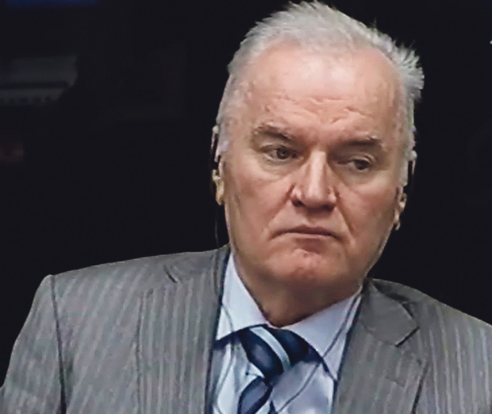 Mladićeva odbrana traži oslobađajuću presudu