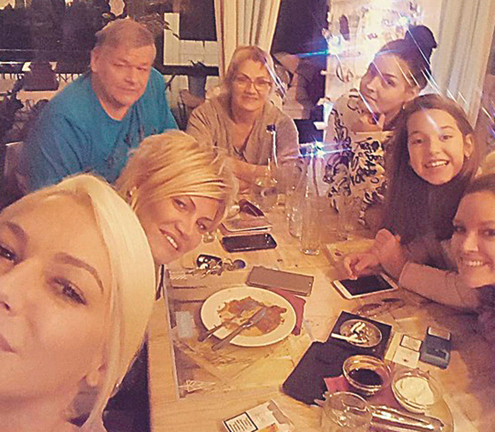 Nataša iznenadila mamu za rođendan