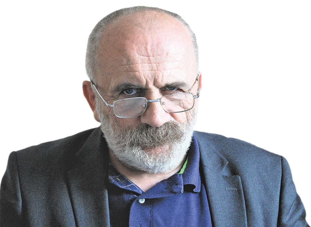 Žile je paranormalan!