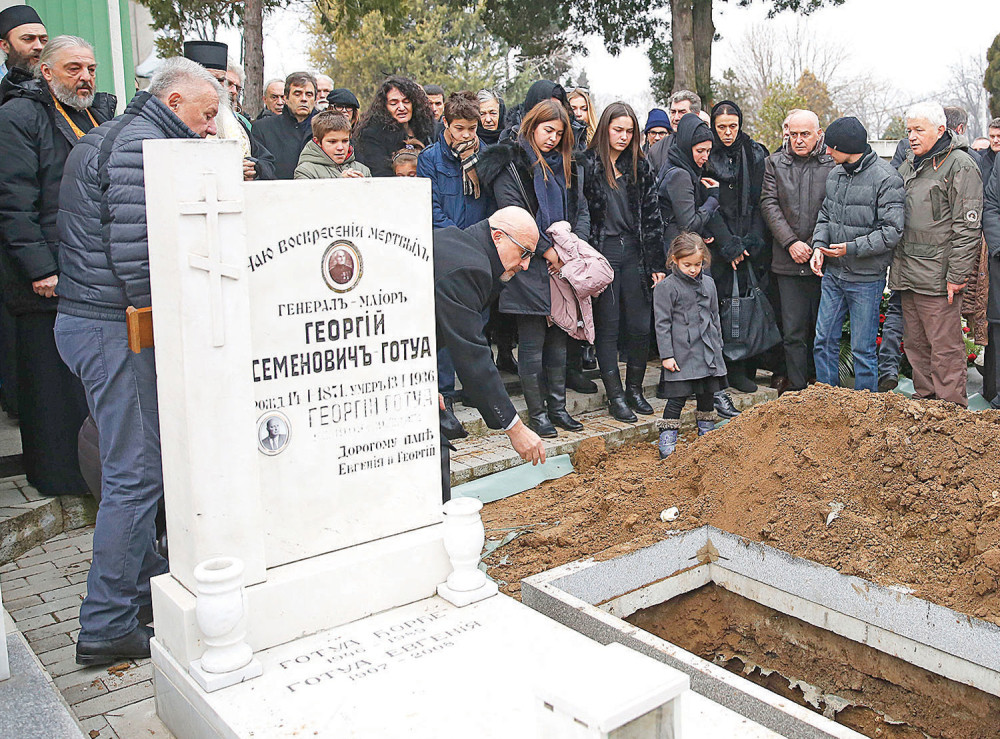 Nikitović sahranjen na ruskom groblju