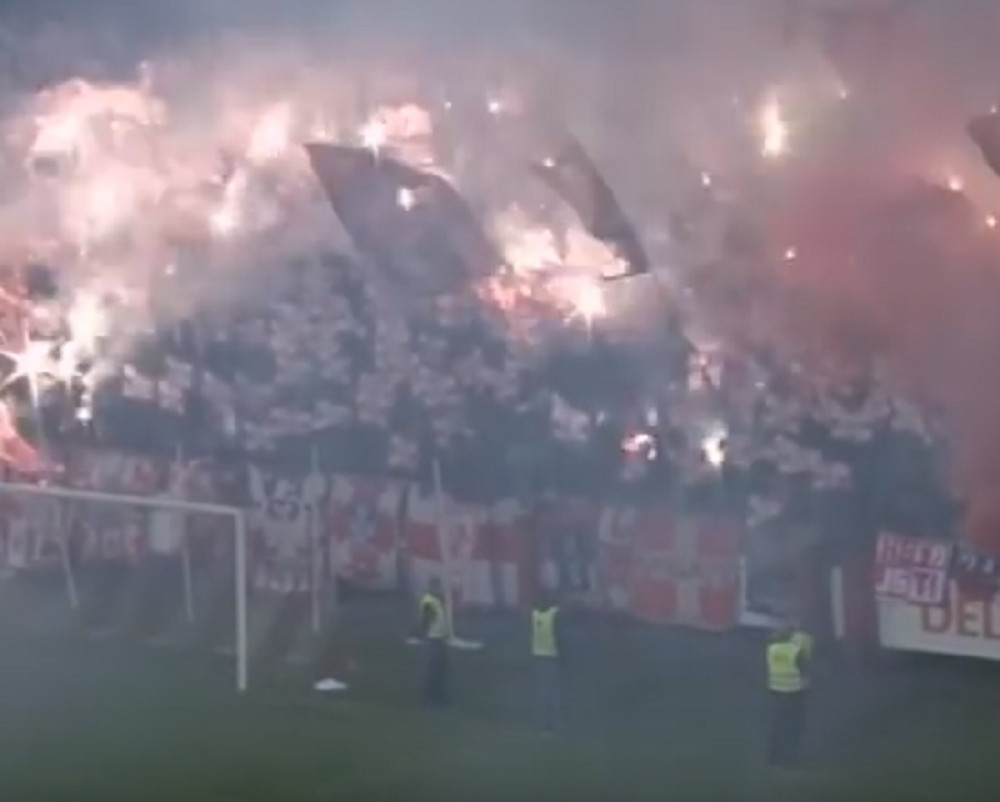 Tukli nas da priznamo spaljivanje šahovnice