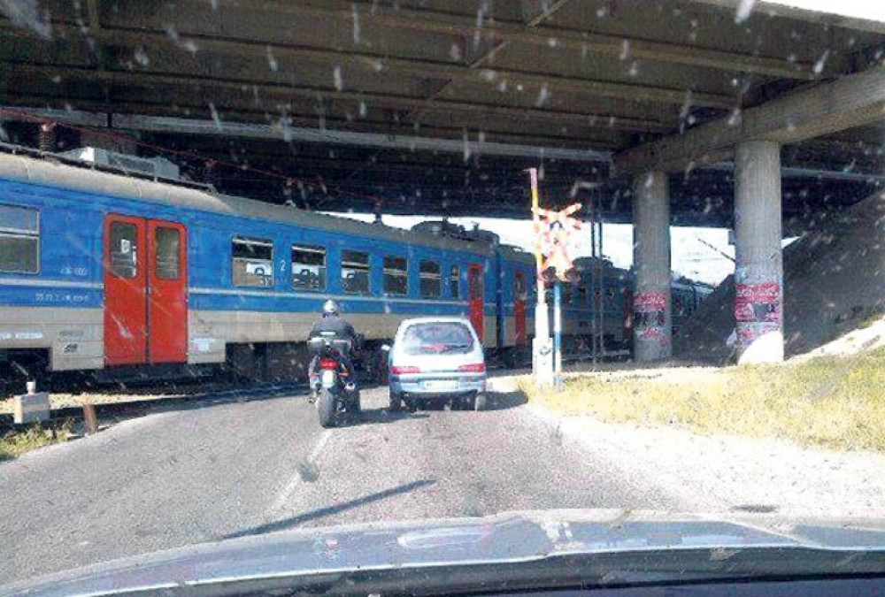 Vozovi jure, a rampa podignuta!