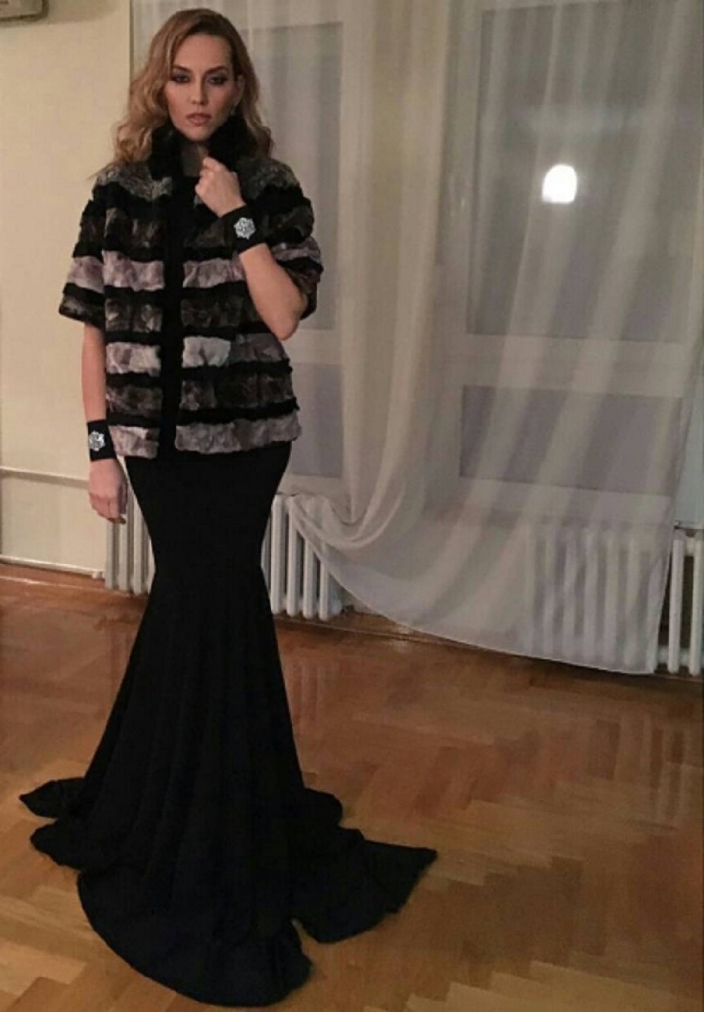 Stjuard pokrao glumicu Kalinu Kovačević?