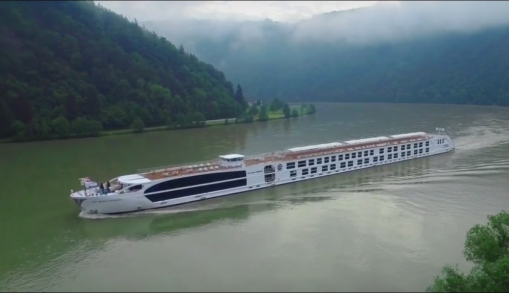 Gej kruzer stiže u Beograd! (VIDEO)