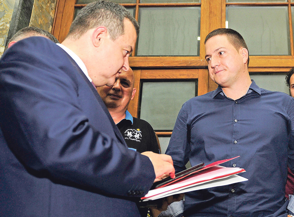 Ružiću, kaži ako hoćeš u opoziciju!