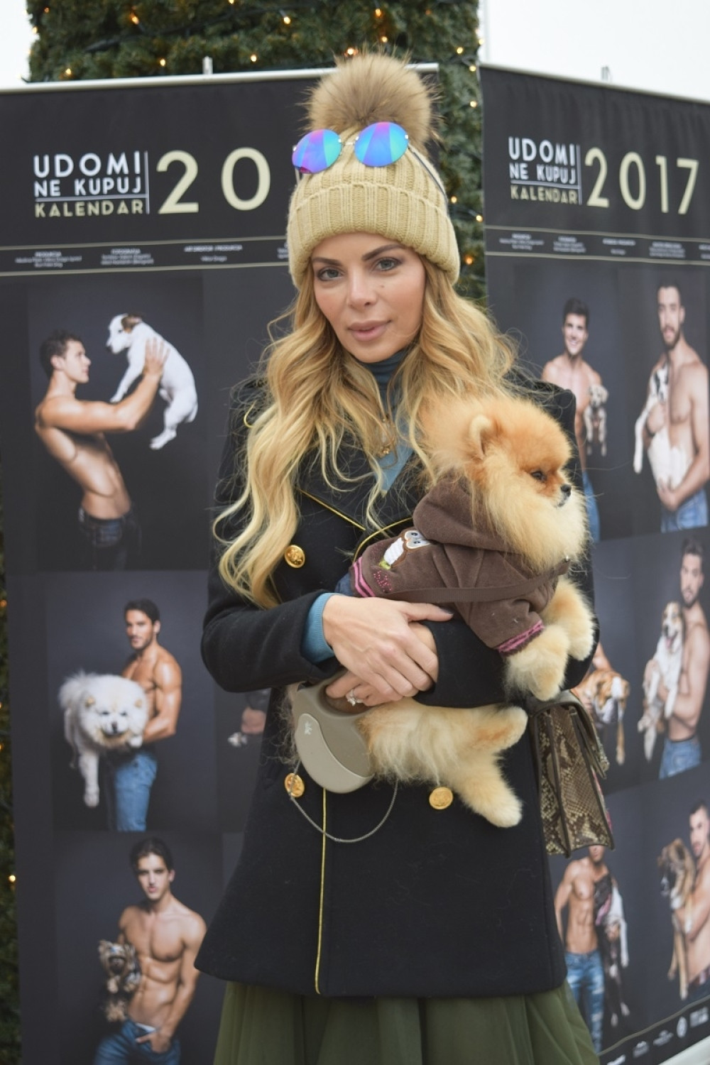 Nikolina Pišek naterala 12 muškaraca da se skinu (VIDEO)