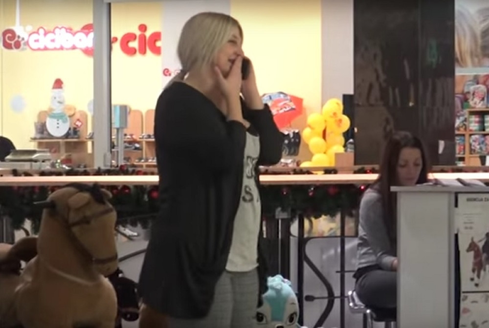 Upoznajte porodicu voditeljke "DNK" (VIDEO)