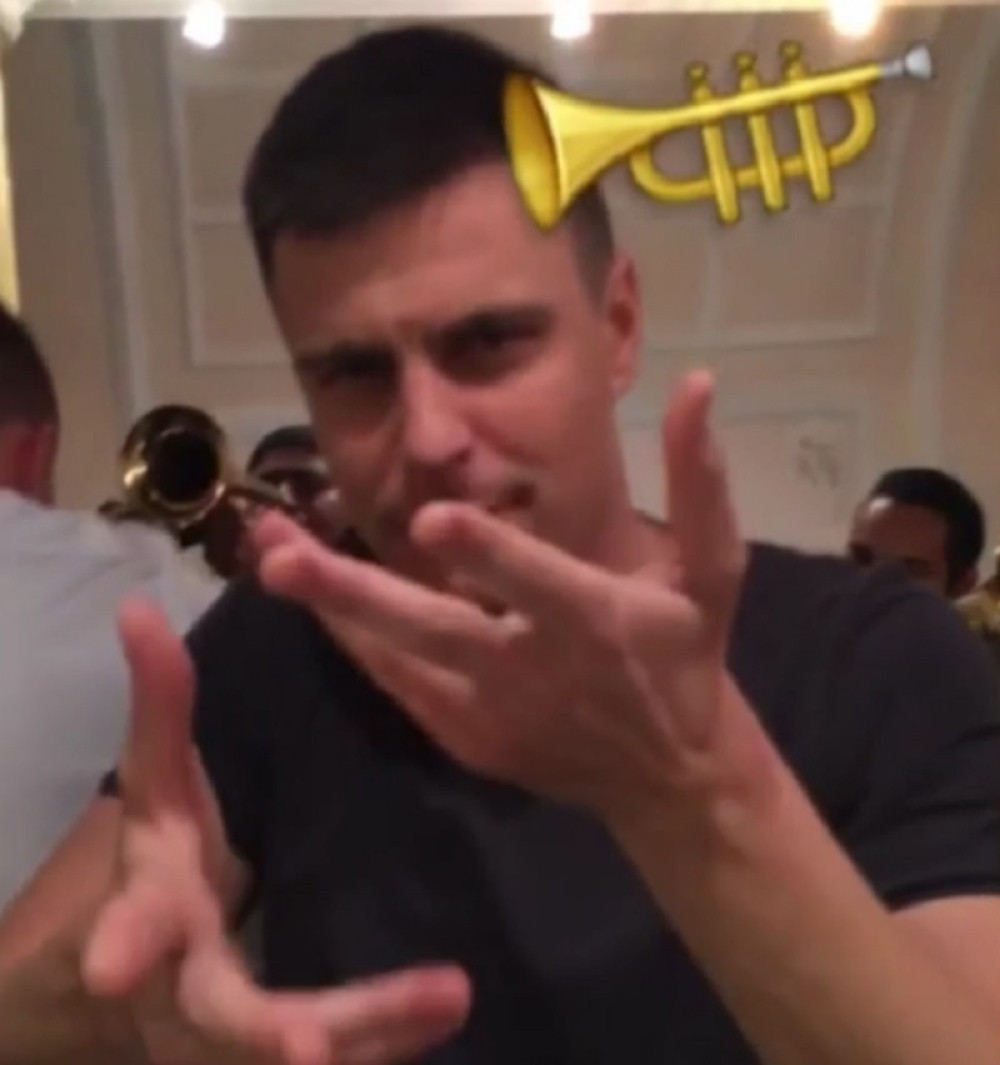 Ovako se Vuk provodio na Cecinoj slavi (VIDEO)