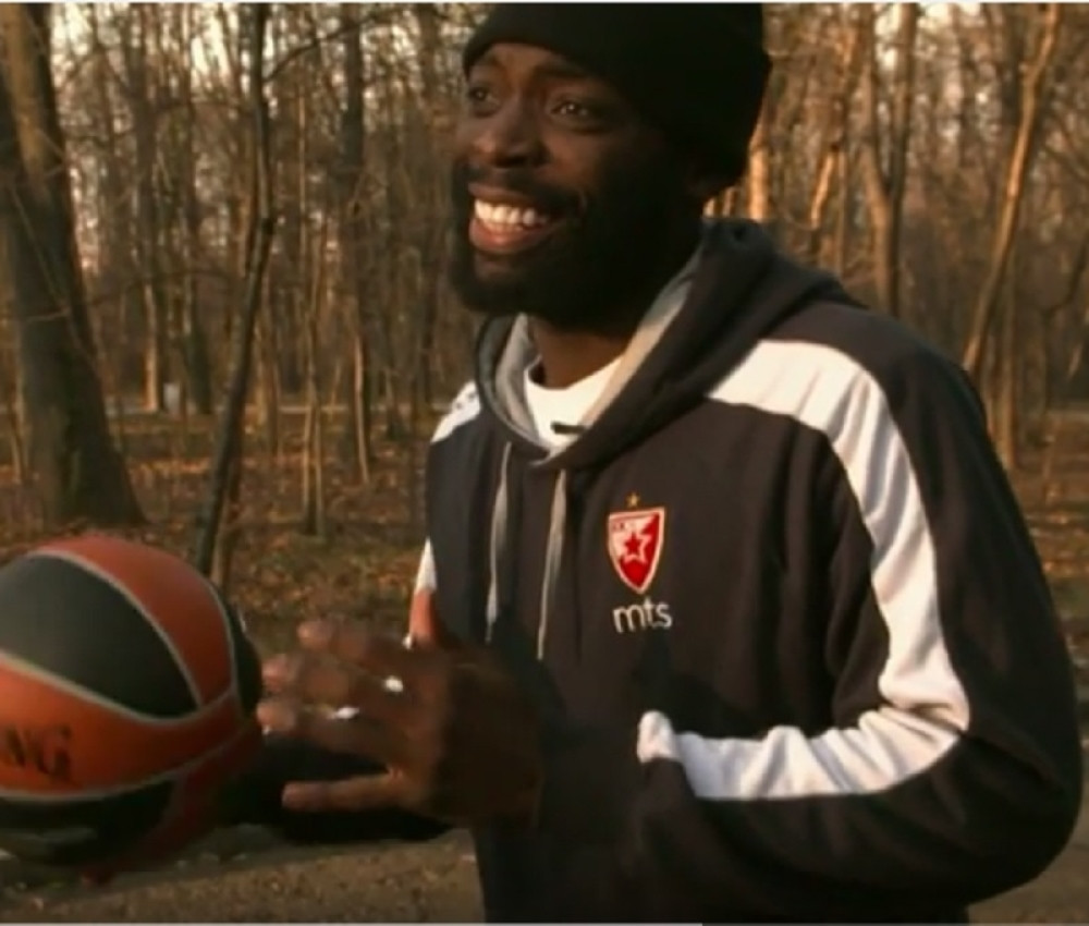 "Ja sam Dženkins, ja igram u Crvena zvezda" (VIDEO)