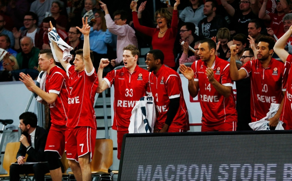 Uniks siguran, Bamberg razbucao Olimpijakos