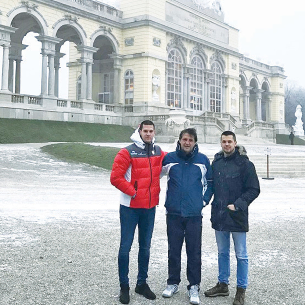 Gašić sa sinovima putuje Evropom