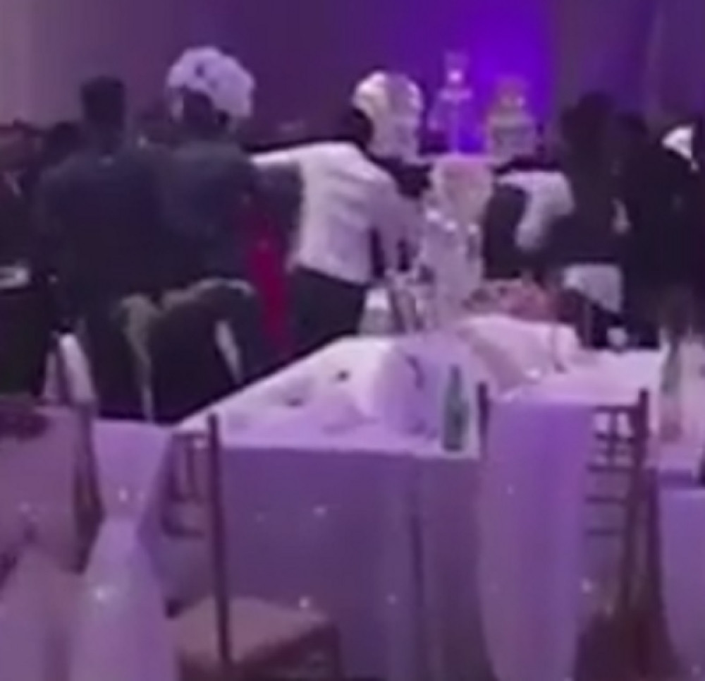 Mlada na svadbi malo više popila, PREBILA mladoženju, babu i kumove, pa uradila jednu LUDAČKU stvar