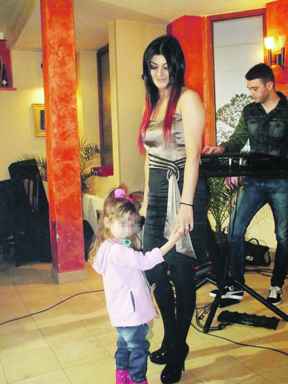 Zoran: „Jana će prvi put kititi jelku bez mame”