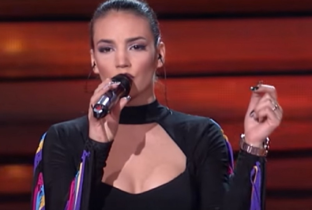 O ovoj devojci svi pričaju (VIDEO)