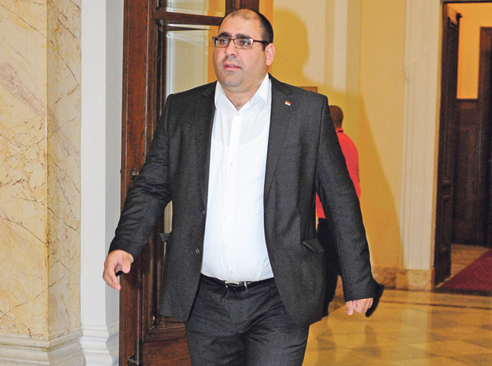 „Dijana kopa po Vukovoj zadnjici”