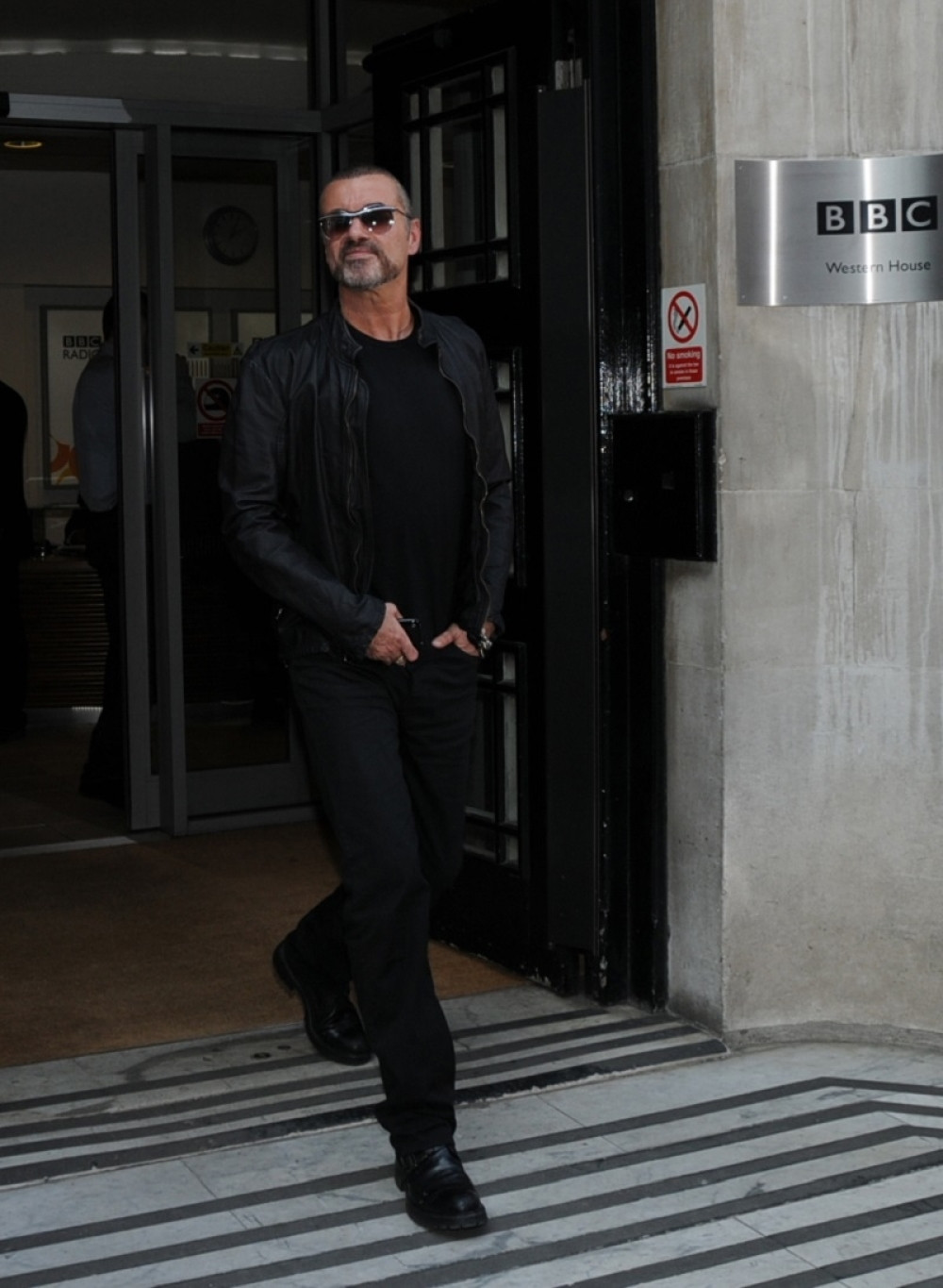 Džordž Majkl neće biti sahranjen do aprila?