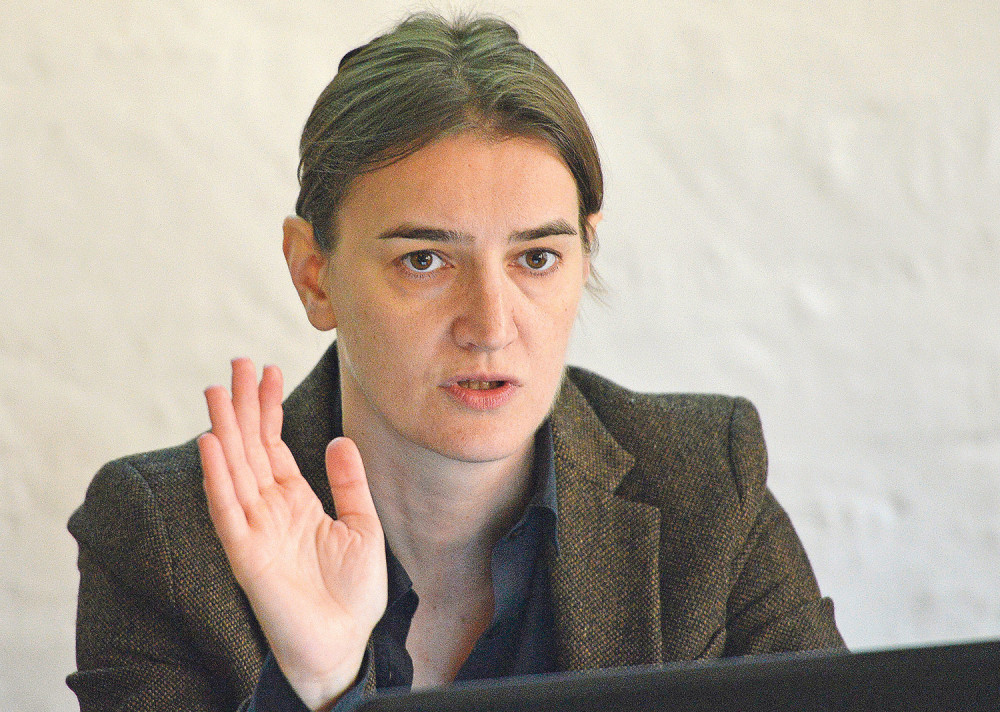 Nedopustiv govor u skupštini o gejevima!