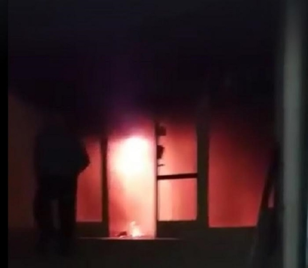 Gorela zgrada u Kragujevcu (FOTO)