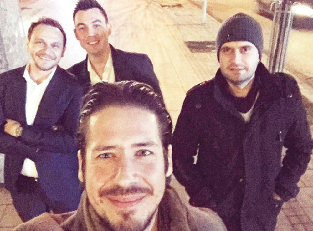 Nikola Rokvić sa društvom lumpuje!