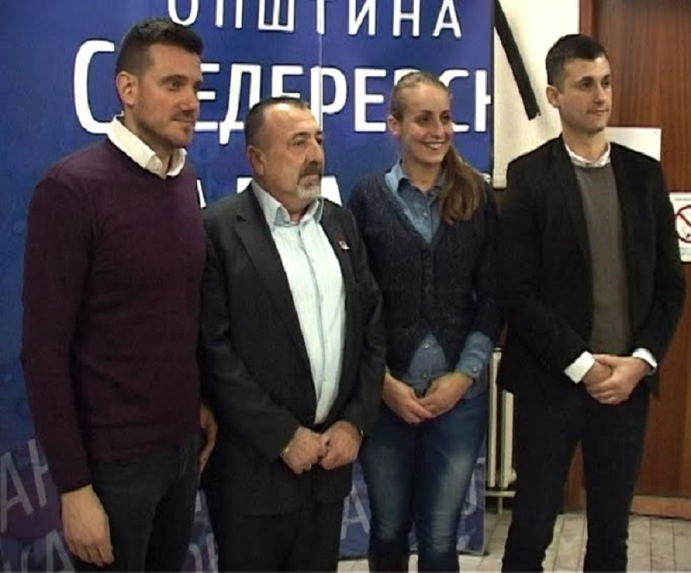 Pali s vlasti, sad padaju šamari!