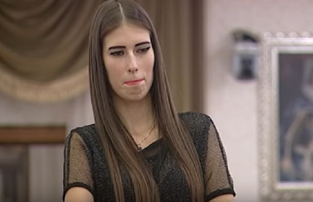 Meduza: Tata me se odrekao zbog golih fotki