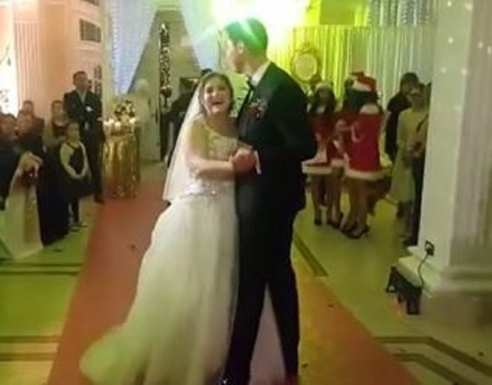 Prvi ples Dane i Nikole (VIDEO)