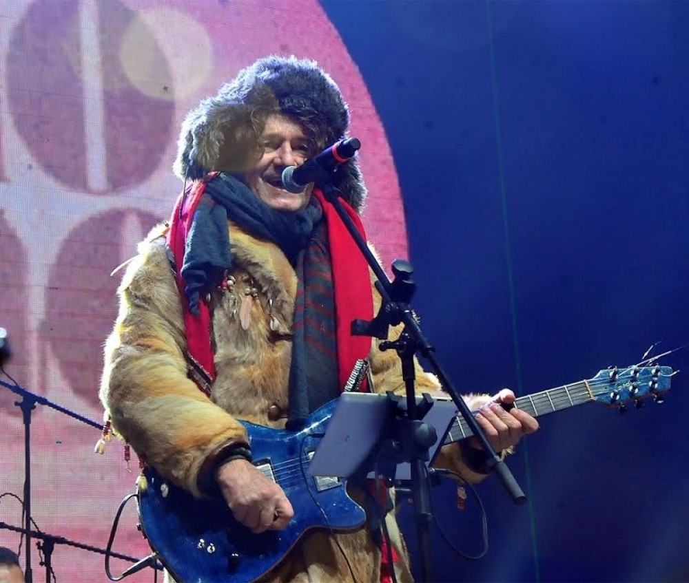 Nišlije uz "Dugmiće" ušle u Novu 2017. (FOTO)