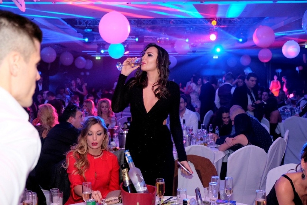 Rijaliti zvezde slavile sa Šakom (FOTO)