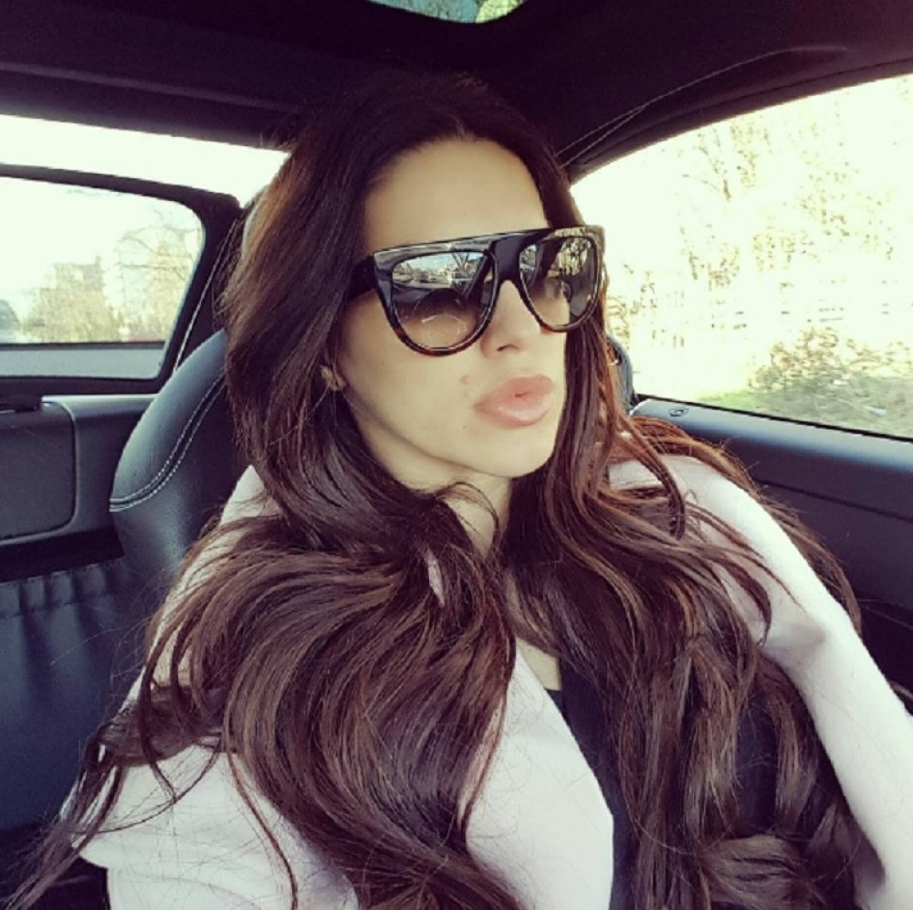 Seka na meti manijaka!