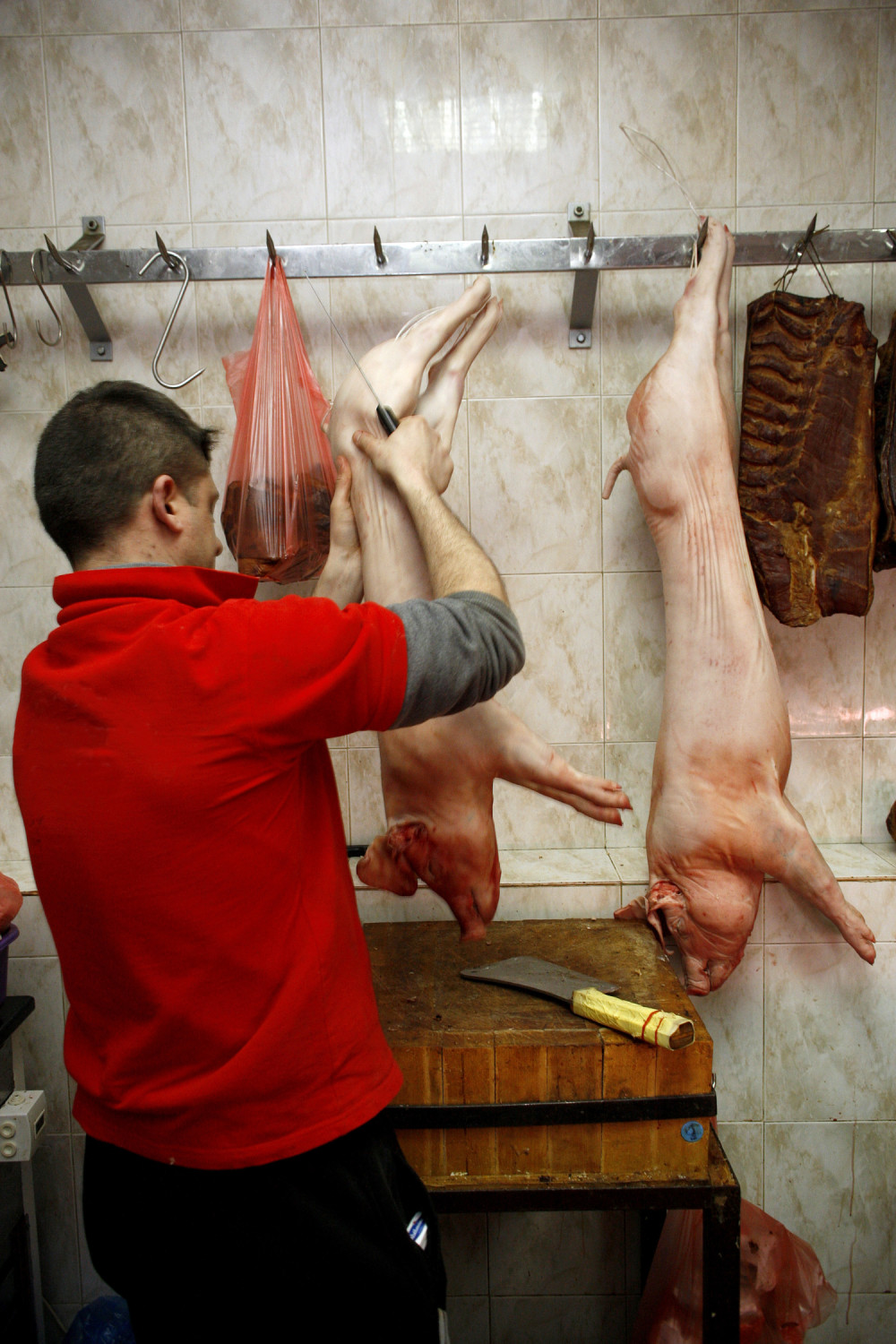 SJAJNA VEST ZA TRGOVCE Plate su im bile od 25.000 do 30.000 dinara, a sada će se povećati ZA OVOLIKO!