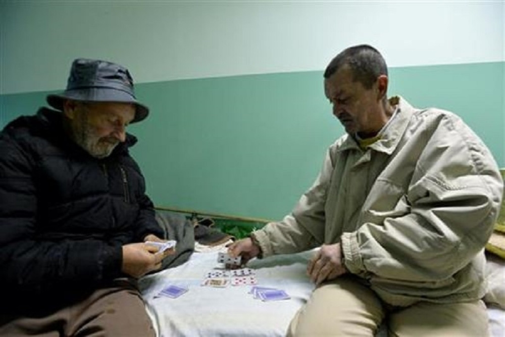 Ledeni talas puni prihvatilišta (FOTO)