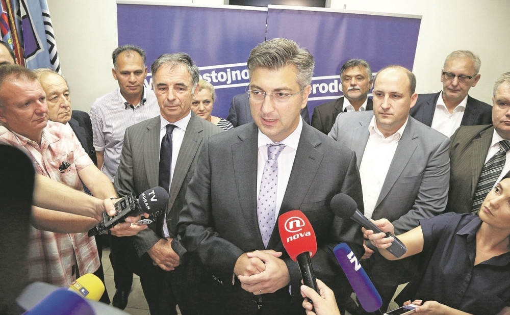 Plenković i na Božić o „srpskoj agresiji“