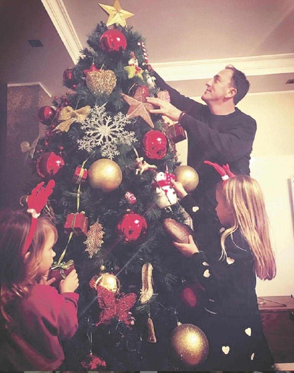 Lola uvek izvuče novčić iz česnice