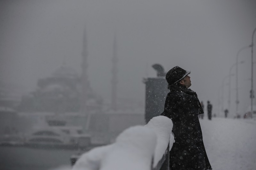 Sneg ubio troje pred bogomoljom!