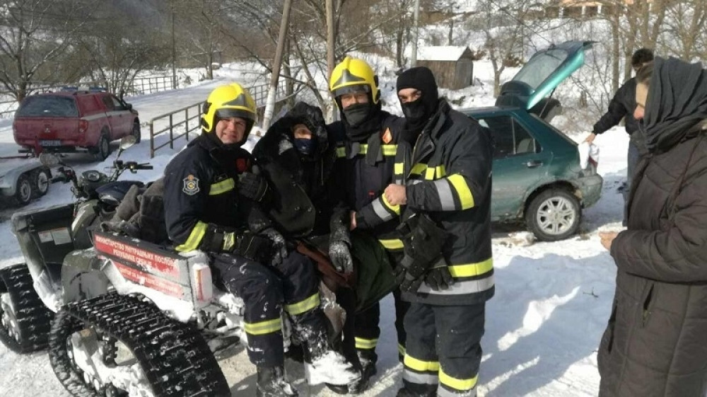 Tri bakice spasene iz Studenice (FOTO)