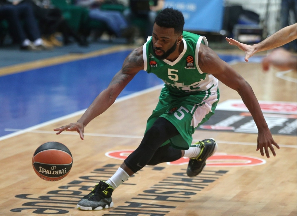 Lengford pojačava AEK (FOTO)