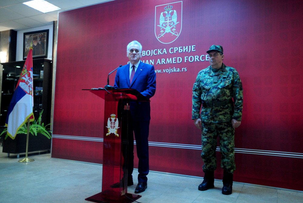 Nikolić: Ako treba, šaljemo vojsku na Kosovo!