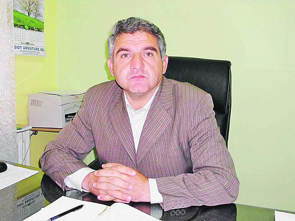 Direktor uzimao od socijale!