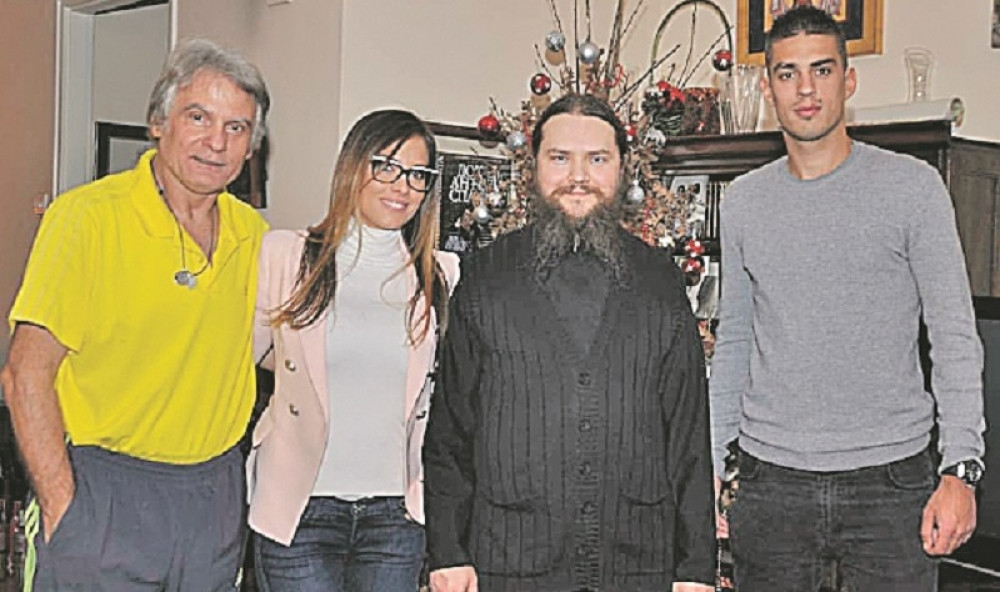 Mirka u manastiru (FOTO)