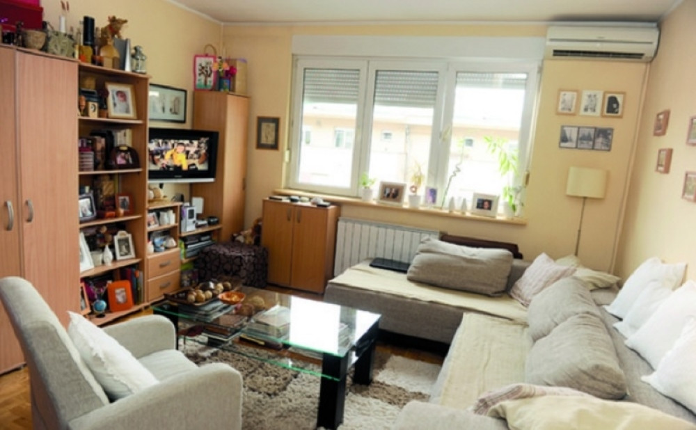 Ovde živi Milan Popović (FOTO)