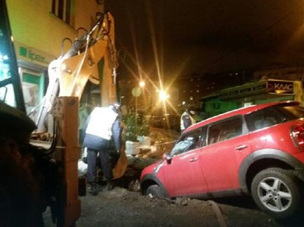 Automobil propao u zemlju kod Bajlonija