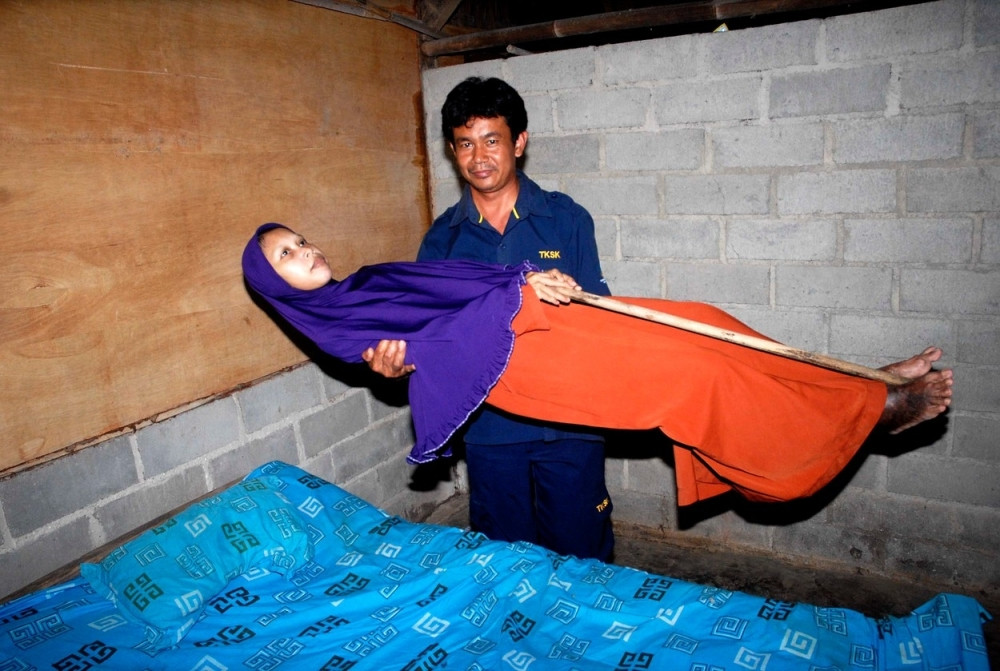 Ova žena je kao daska, ali bukvalno