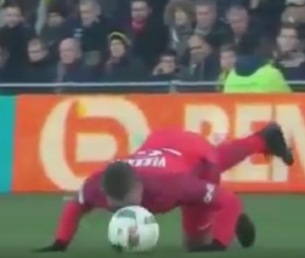 Verati dobio najgluplji karton ikada (VIDEO)