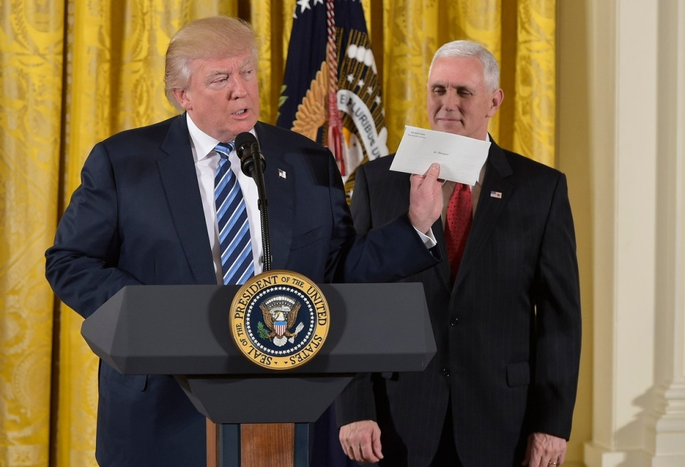 Tramp pokazao Obamino pismo, ali...