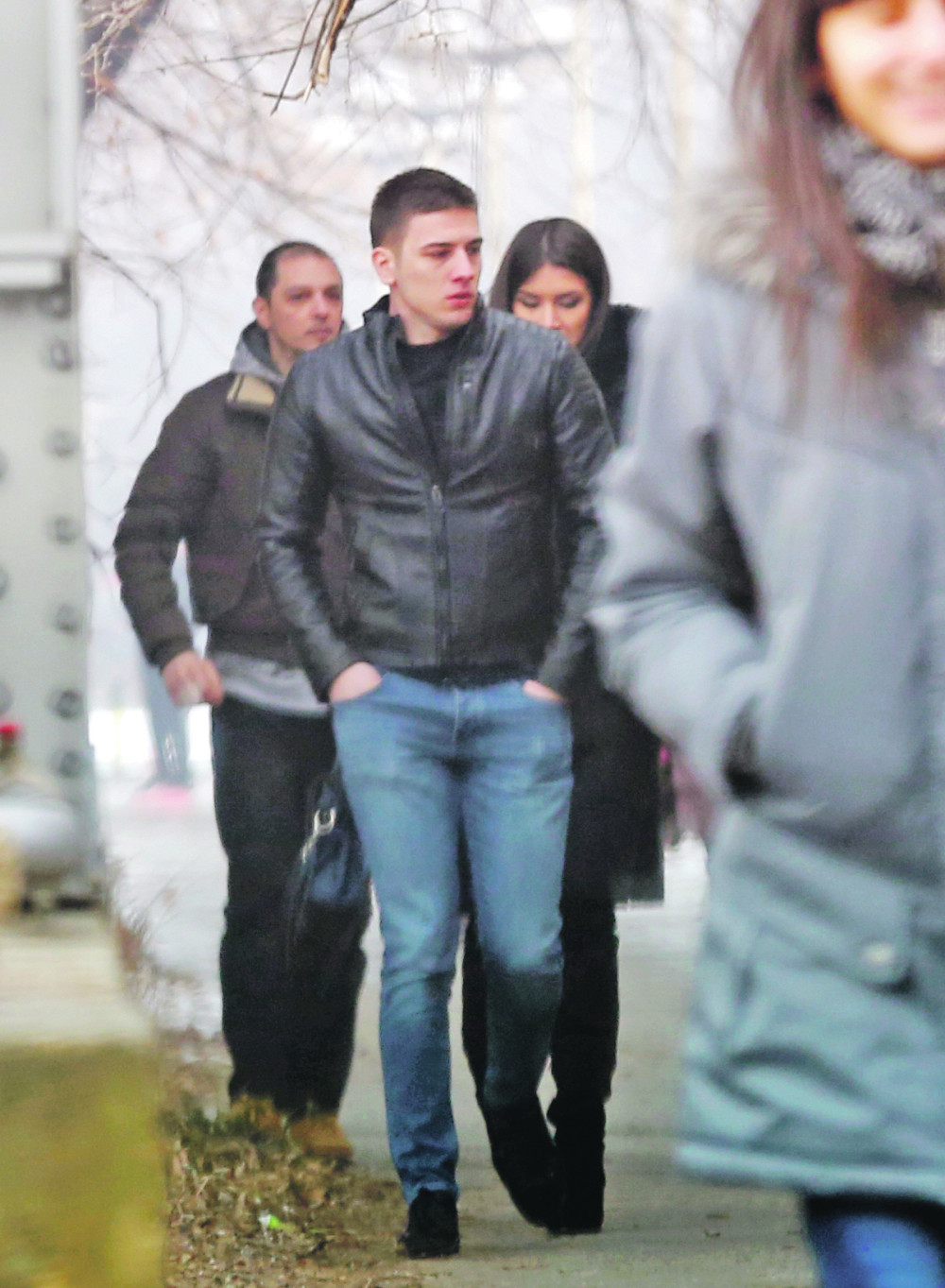 Očuh hteo da bije veštaka