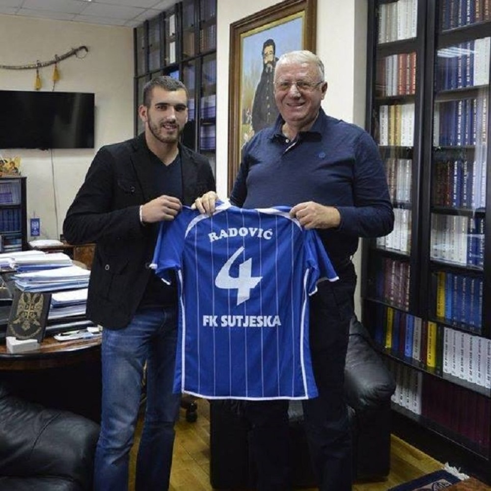 Zbog Šešelja ostao bez kluba u Hrvatskoj