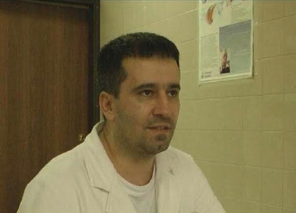 Lekar pacijentima pokazao srednji prst