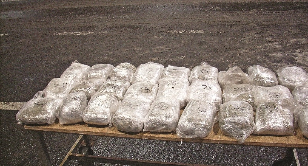 Srpski političari kuriri albanske narko-mafije?!