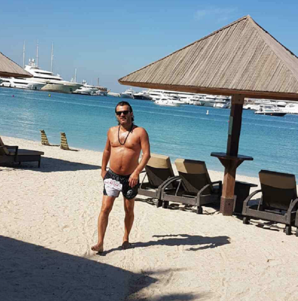 Lukas osunčao škembe u Dubaiju! (FOTO)