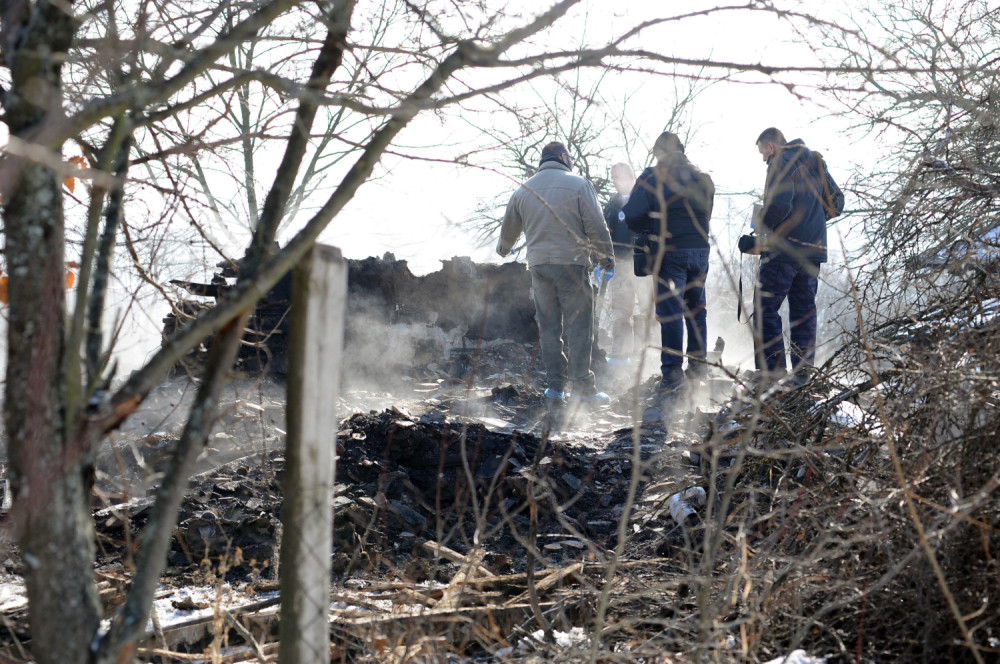Izgorela kuća u kojoj su spavali starci, dvoje stradalo